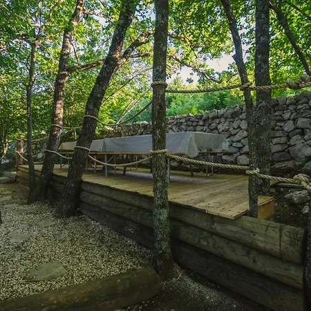 Luxury tent Valley Retreat *
