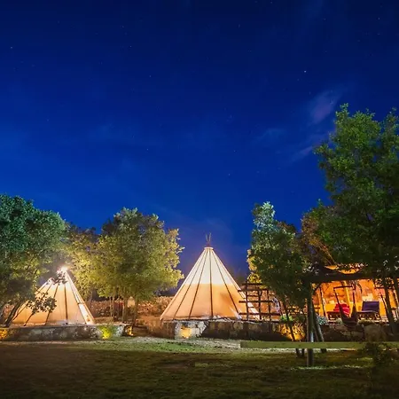 Luxury tent Valley Retreat *